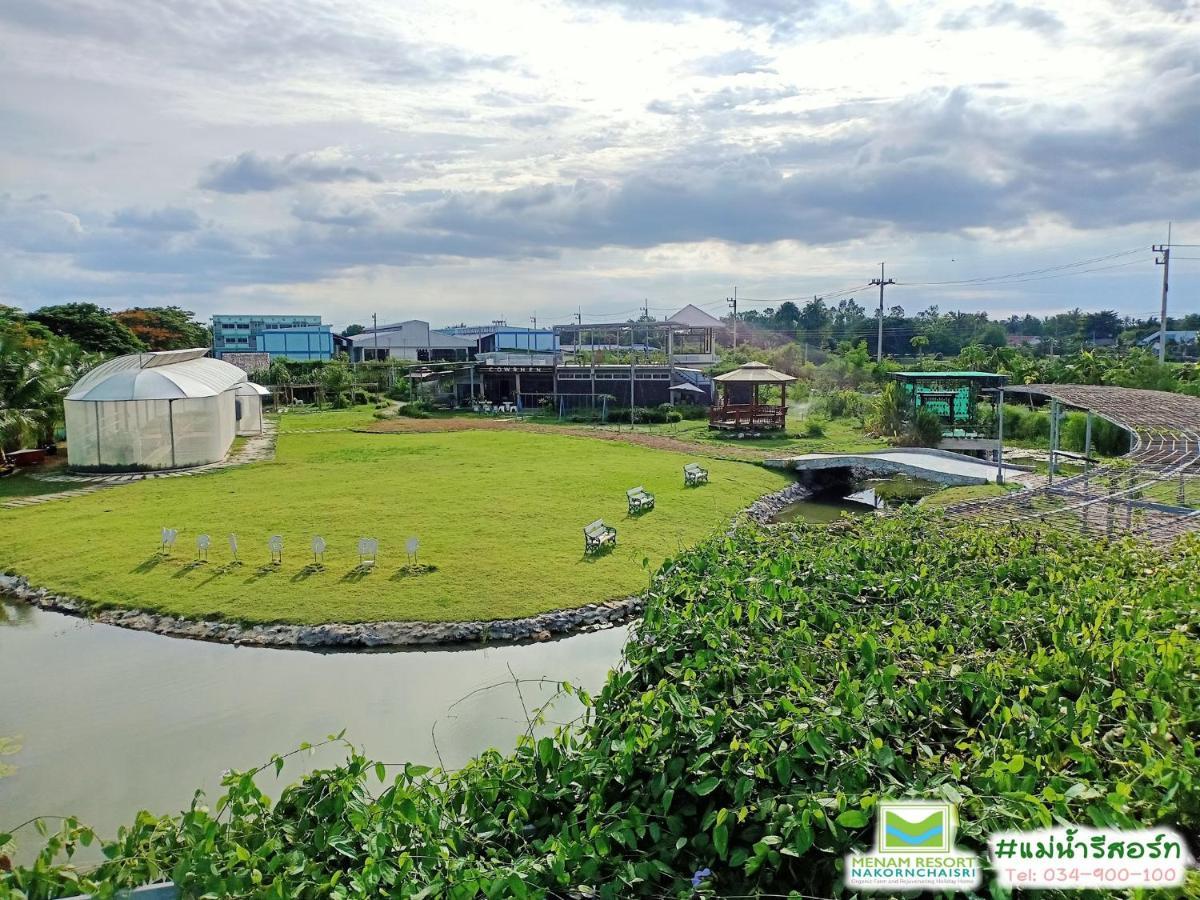 Menam Resort Nakhon Pathom Buitenkant foto