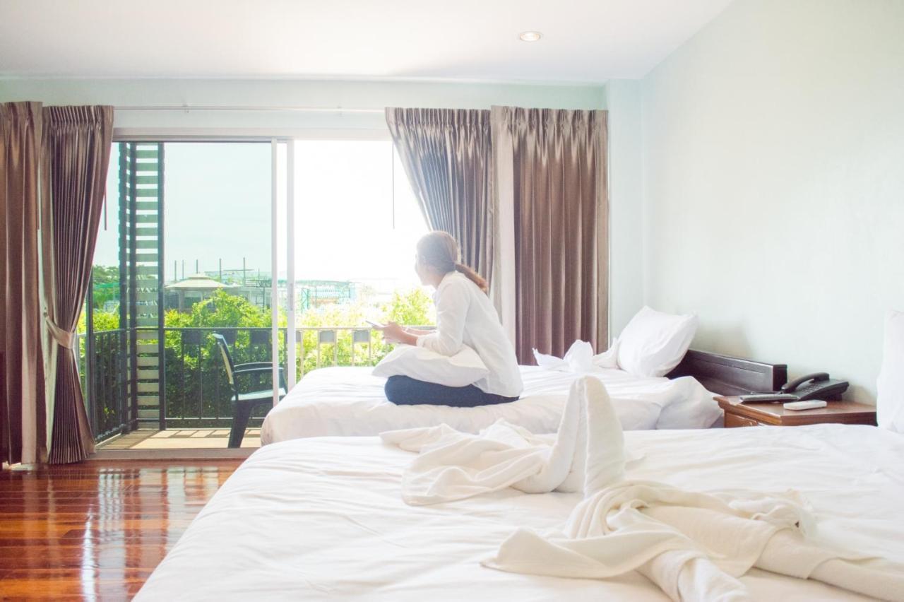 Menam Resort Nakhon Pathom Buitenkant foto