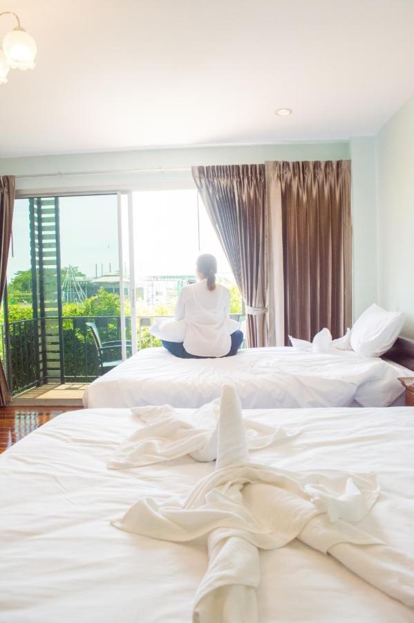 Menam Resort Nakhon Pathom Buitenkant foto