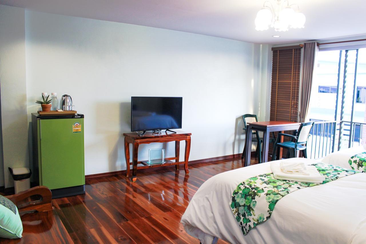 Menam Resort Nakhon Pathom Buitenkant foto