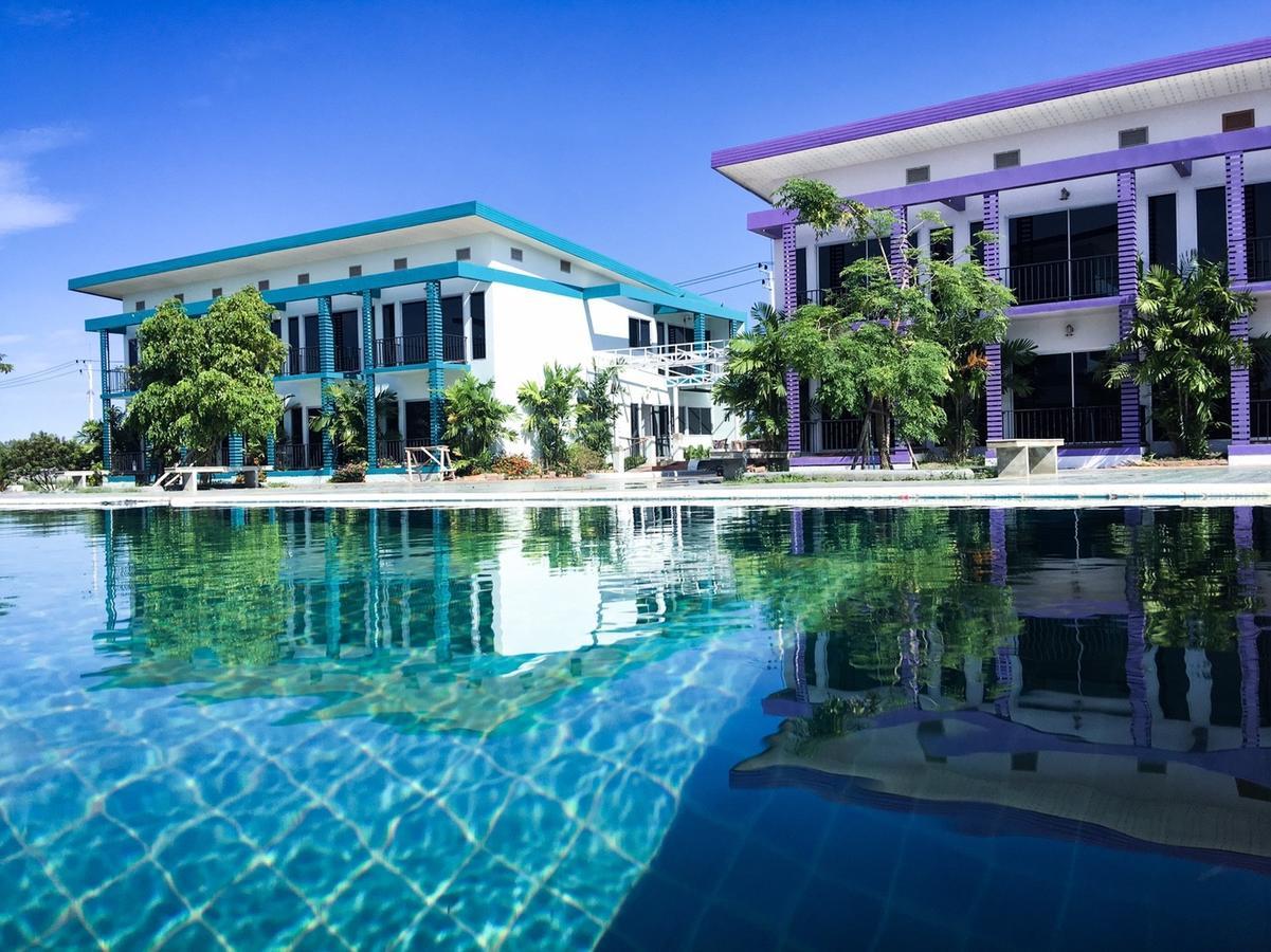 Menam Resort Nakhon Pathom Buitenkant foto